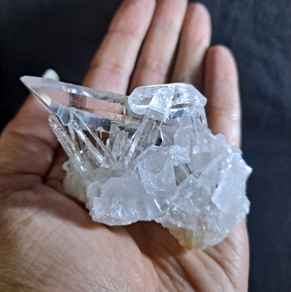 Energy Clear Quartz Crystal Stone - Picture 2 of 8